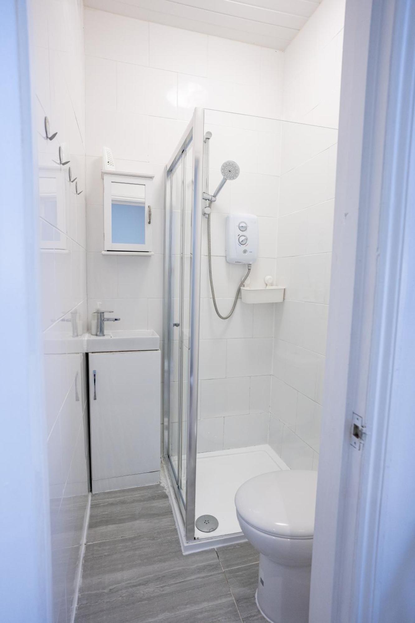 Beautiful Studio Flat In Hackney Next To Overground Station Londýn Exteriér fotografie