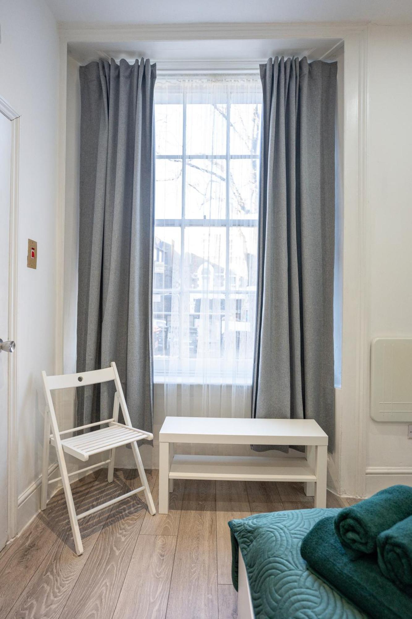 Beautiful Studio Flat In Hackney Next To Overground Station Londýn Exteriér fotografie
