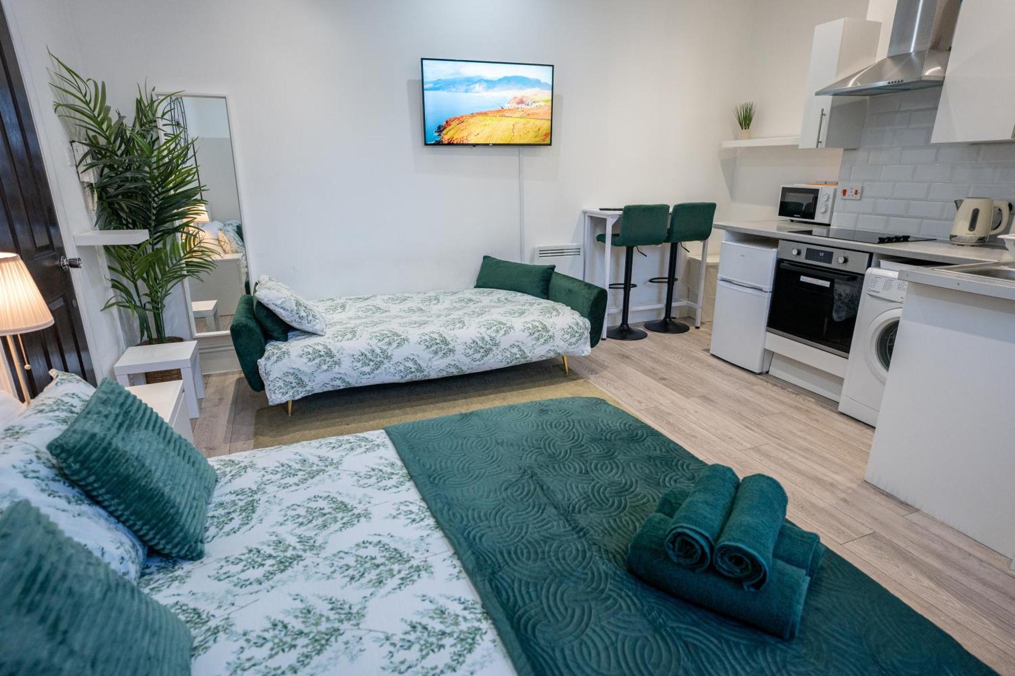Beautiful Studio Flat In Hackney Next To Overground Station Londýn Exteriér fotografie